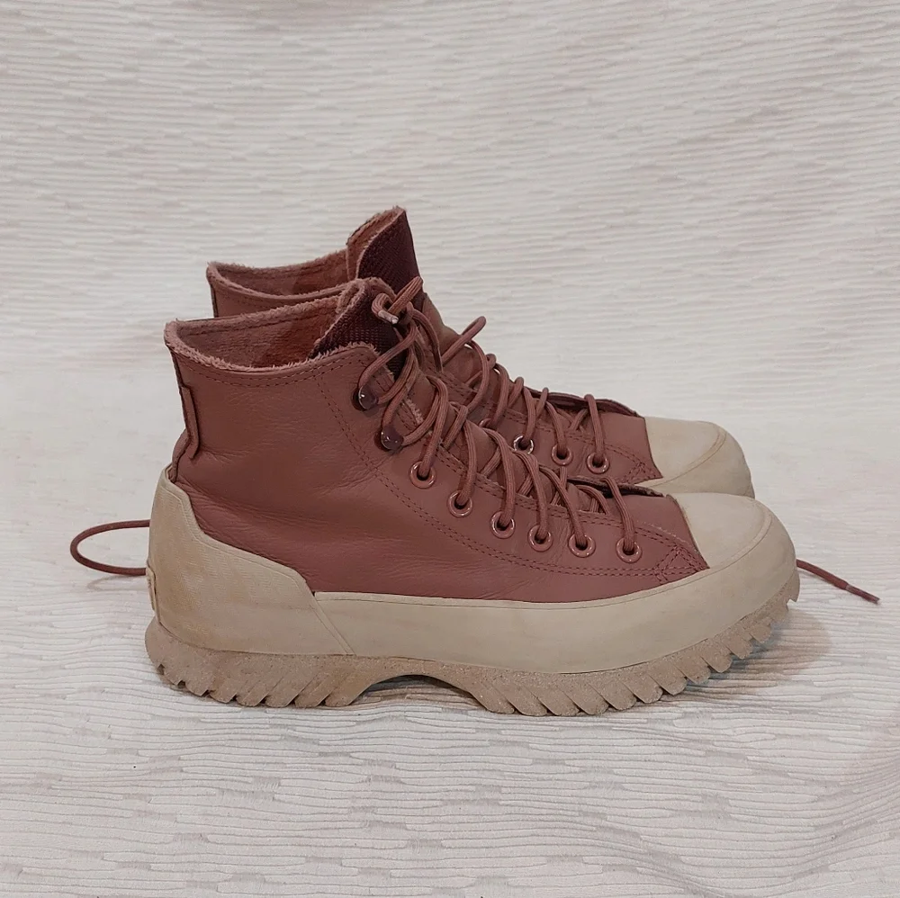 Converse High-Top Sneakers in Purplish-blush With Creamish Gray Lug Sole Size 10